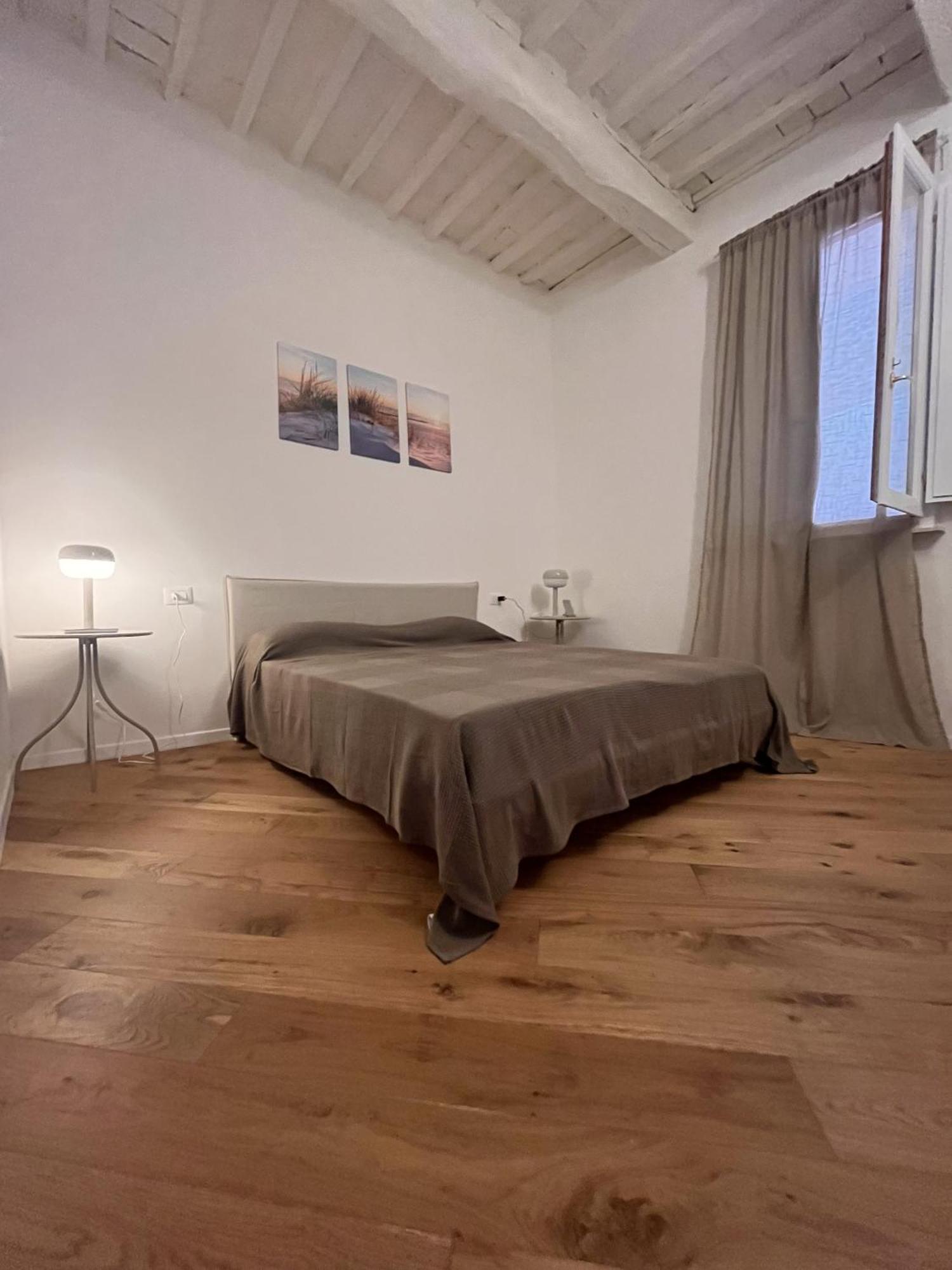 Luxury Apartment Centro Storico Piombino Eksteriør bilde